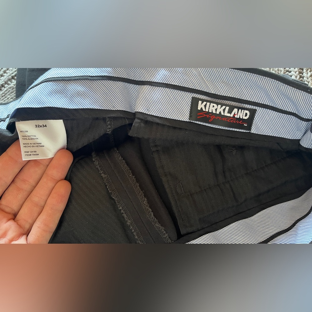 Kirkland Signature Men's Slacks 32x34 Black